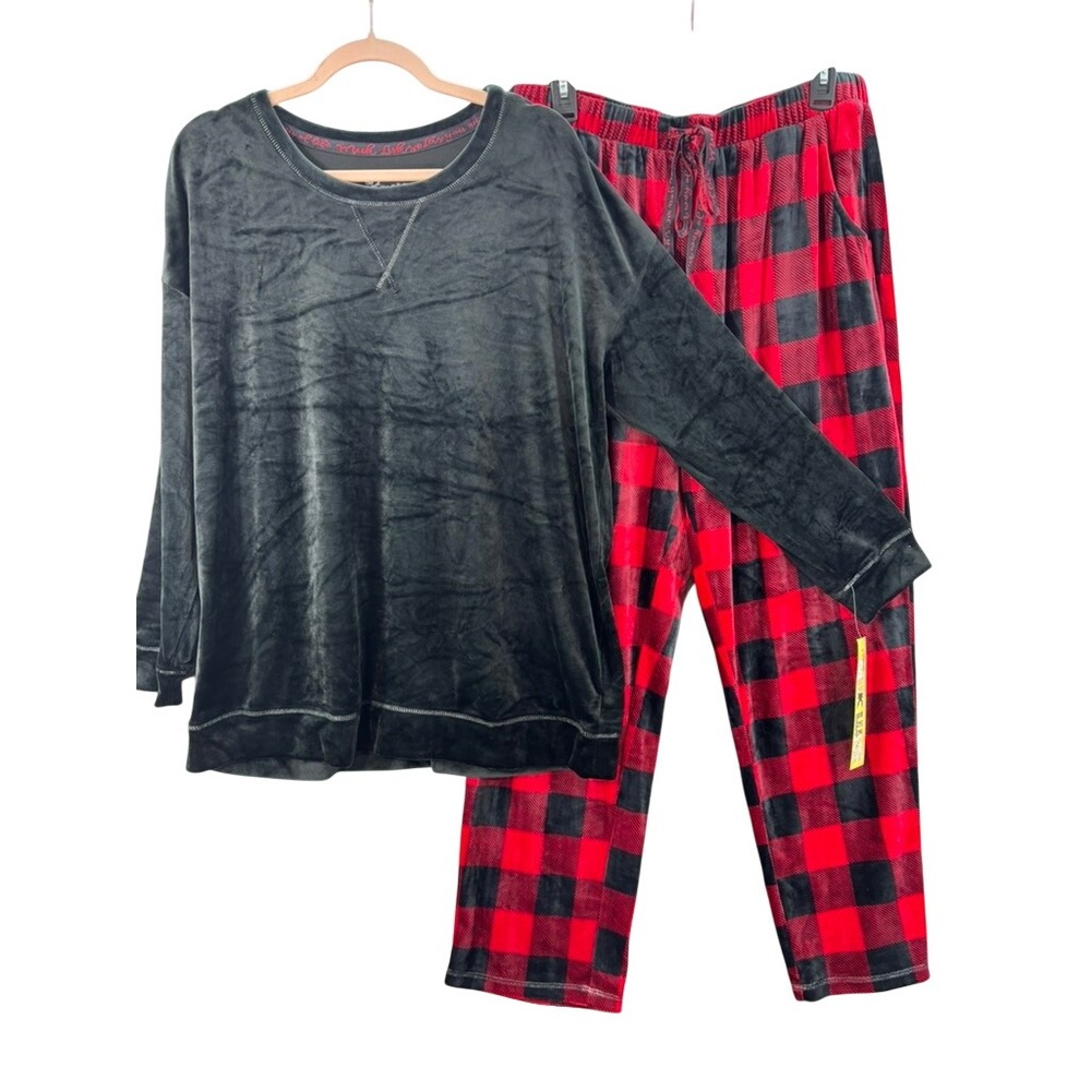 NWT Muk Luks Pajama Set Women 1X Black Red Buffalo Plaid Velour A389617 NEW